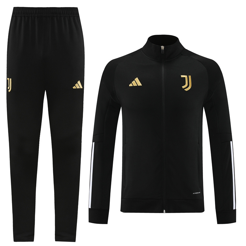 23 Juventus black suit